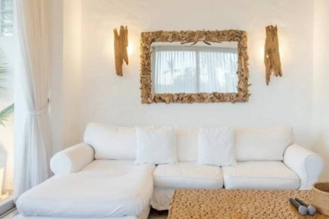 Villa in Kui Buri, Thailand 2 bedrooms № 116901 - photo 2