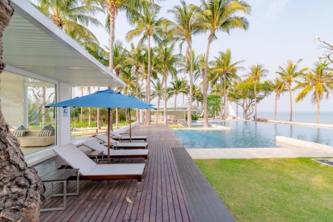 Condominio de 2 dormitorios en Hua Hin, Tailandia № 221988