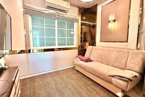 House in Bueng Kum, Bangkok, Thailand 3 bedrooms № 158412 - photo 8