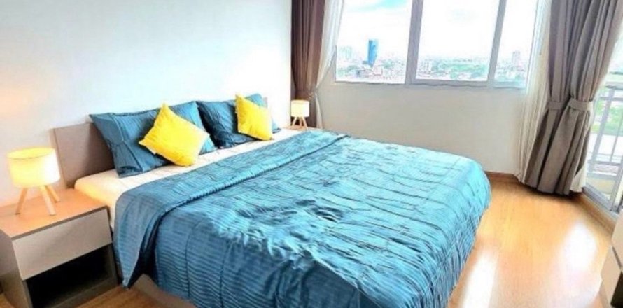 Кондоминиум с 2 спальнями в Хуай Кванге, Бангкок, Таиланд № 158410