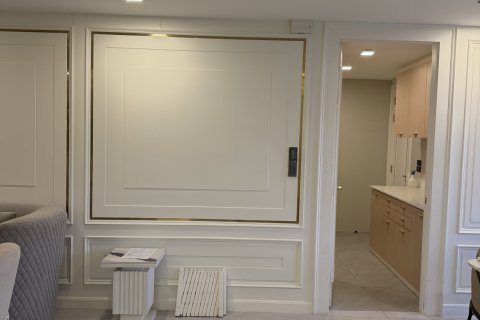 Condo à Khlong Toei, Bangkok, Thaïlande, 3 chambres № 164606 - photo 16