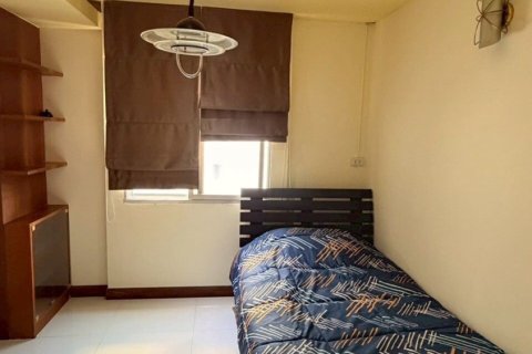 Condo in Yan Nawa, Bangkok, Thailand, 2 bedrooms  № 164607 - photo 24