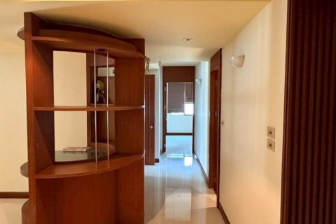 Condo in Yan Nawa, Bangkok, Thailand, 2 bedrooms  № 164607 - photo 15