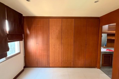 Condo in Yan Nawa, Bangkok, Thailand, 2 bedrooms  № 164607 - photo 14