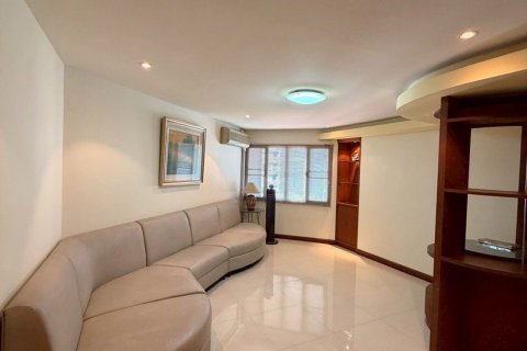Condo in Yan Nawa, Bangkok, Thailand, 2 bedrooms  № 164607 - photo 20