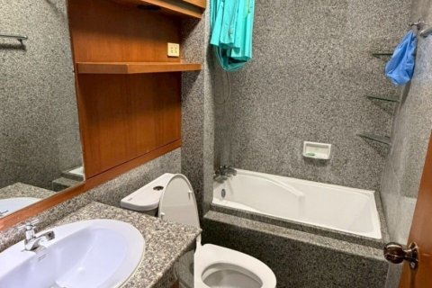 Condo in Yan Nawa, Bangkok, Thailand, 2 bedrooms  № 164607 - photo 23