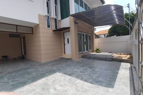 House in Suan Luang, Bangkok, Thailand 4 bedrooms № 164609 - photo 9