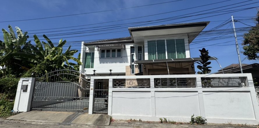 House in Suan Luang, Bangkok, Thailand 4 bedrooms № 164609