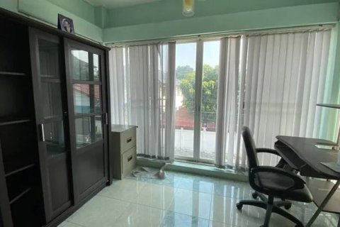 House in Suan Luang, Bangkok, Thailand 4 bedrooms № 164609 - photo 12