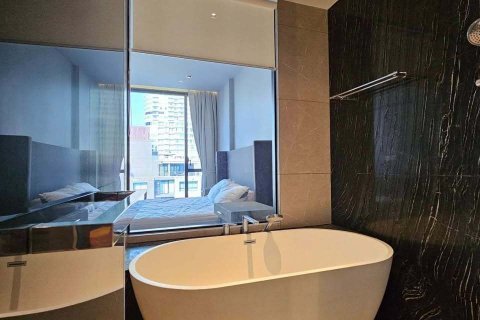 Студия в кондо в Ваттхане, Бангкок, Таиланд № 164610 - фото 4