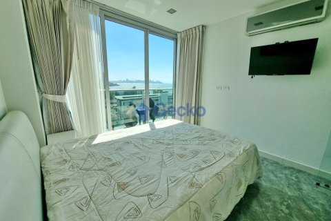Condo in Pattaya, Thailand, 2 bedrooms № 196865 - photo 13