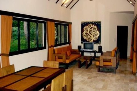 Villa in Surat Thani, Thailand 2 bedrooms № 202433 - photo 5