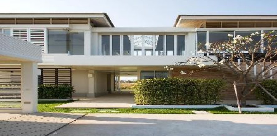Villa in Hua Hin, Thailand 4 bedrooms № 202431