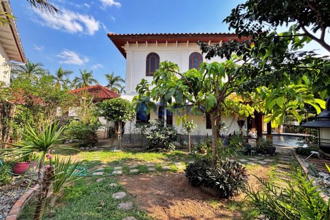House in Pattaya, Thailand 3 bedrooms № 196015 - photo 4