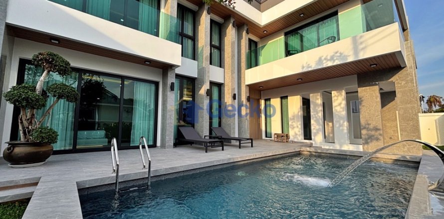 Maison à Pattaya, Thaïlande 5 chambres № 196012
