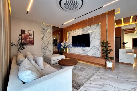 House in Pattaya, Thailand 5 bedrooms № 196011 - photo 6