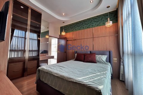 House in Pattaya, Thailand 5 bedrooms № 196011 - photo 21