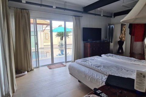 Villa in Phuket, Thailand 3 bedrooms № 158968 - photo 15