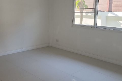 Villa in Pattaya, Thailand 3 bedrooms № 158972 - photo 4
