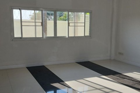 Villa in Pattaya, Thailand 3 bedrooms № 158972 - photo 26