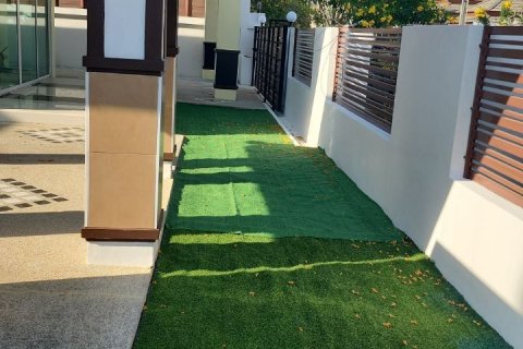 Villa in Pattaya, Thailand 3 bedrooms № 158972 - photo 18