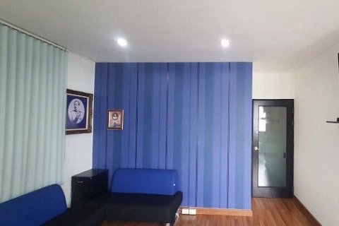 Таунхаус в Суан Луанге, Бангкок, Таиланд с 5 спальнями  № 158970 - фото 4