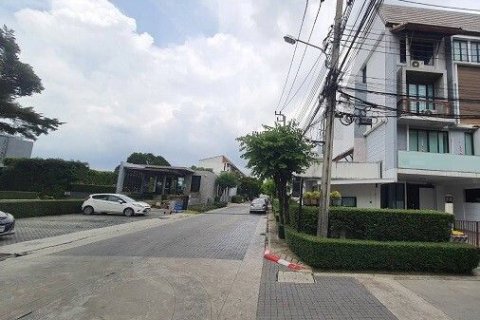 Таунхаус в Суан Луанге, Бангкок, Таиланд с 5 спальнями  № 158970 - фото 8