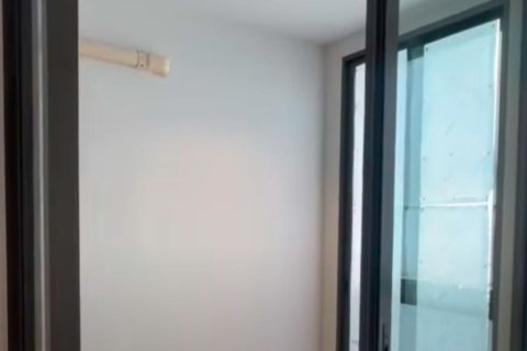 Студия в кондо в Бангкоке, Таиланд № 141150 - фото 4