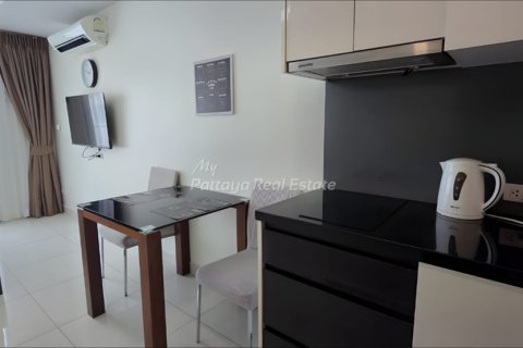 สตูดิโอในคอนโดมิเนียมในพัทยา, ประเทศไทย № 205162 - รูปถ่าย 2