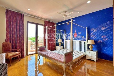 Haus in Pattaya, Thailand 8 Schlafzimmer № 220714 - Foto 30