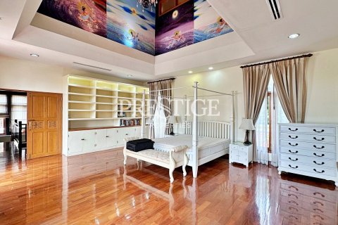Haus in Pattaya, Thailand 8 Schlafzimmer № 220714 - Foto 15