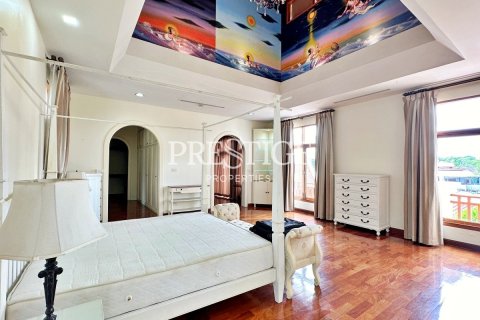 Haus in Pattaya, Thailand 8 Schlafzimmer № 220714 - Foto 16