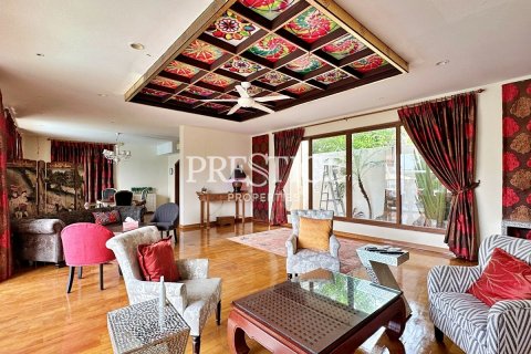 Haus in Pattaya, Thailand 8 Schlafzimmer № 220714 - Foto 26