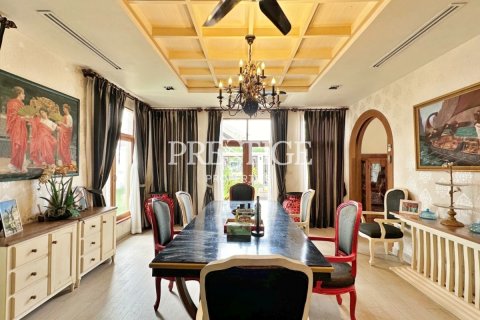 Haus in Pattaya, Thailand 8 Schlafzimmer № 220714 - Foto 11