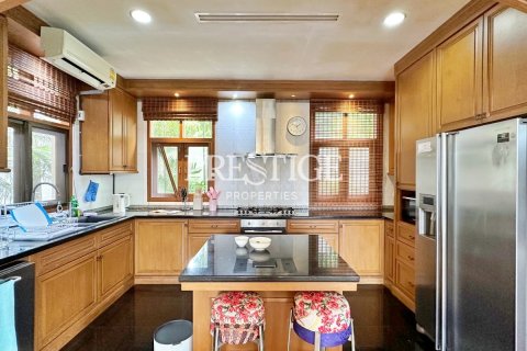 Haus in Pattaya, Thailand 8 Schlafzimmer № 220714 - Foto 14