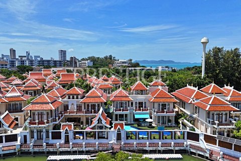 Haus in Pattaya, Thailand 8 Schlafzimmer № 220714