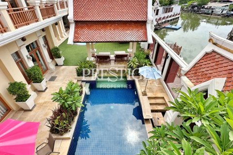Haus in Pattaya, Thailand 8 Schlafzimmer № 220714 - Foto 4