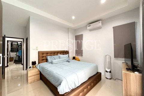 Haus in Pattaya, Thailand 3 Schlafzimmer № 220715 - Foto 11
