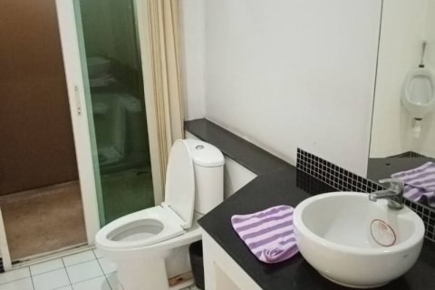 House in Taling Chan, Bangkok, Thailand 4 bedrooms № 156261 - photo 23