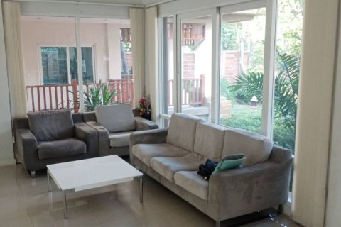 House in Taling Chan, Bangkok, Thailand 4 bedrooms № 156261 - photo 24