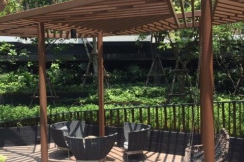 Studio dans le Condo à Watthana, Bangkok, Thaïlande  № 156262 - photo 13