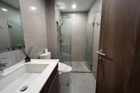 Studio in the Condo in Pathum Wan, Bangkok, Thailand  № 161156 - photo 16