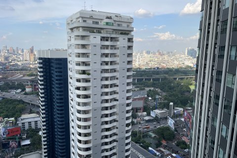Studio in the Condo in Pathum Wan, Bangkok, Thailand  № 161156 - photo 21