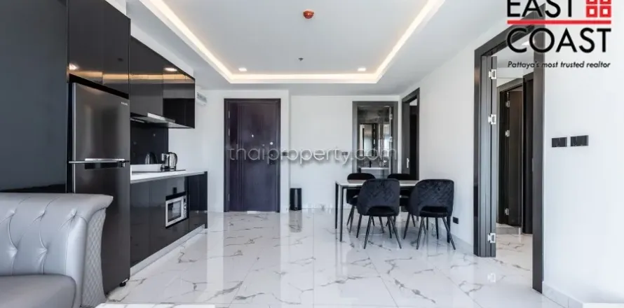 Condominio de 2 dormitorios en Pattaya, Tailandia № 213100