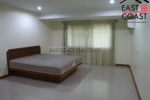 Casa de 2 dormitorios en Pattaya, Tailandia № 213095 - foto 6