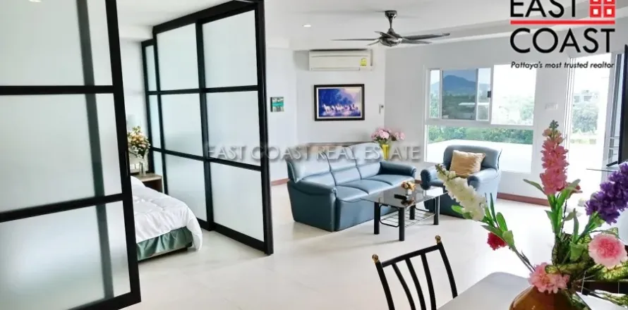 Condominio de 2 dormitorios en Pattaya, Tailandia № 213099