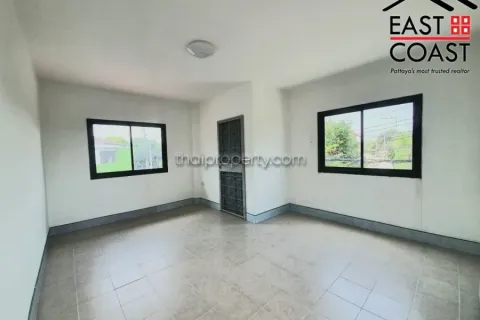 Casa de 2 dormitorios en Pattaya, Tailandia № 213101 - foto 14
