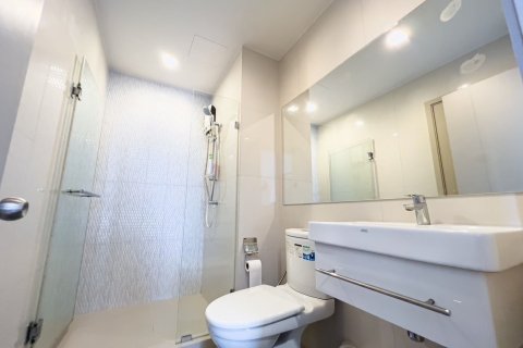 Condo à Khlong Toei, Bangkok, Thaïlande, 2 chambres  № 158274 - photo 14