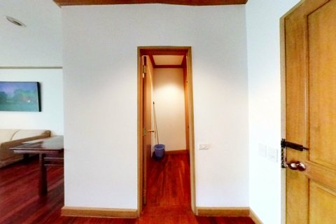 Студия в кондо в Кхлонг Сане, Бангкок, Таиланд № 158273 - фото 10