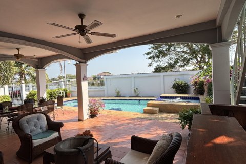 Дом в Хуа Хине, Таиланд с 3 спальнями  № 158271 - фото 10